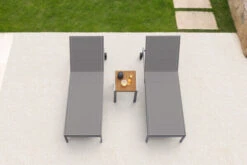 OUTFLEXX 2er-Set Rollliege, Taupe, Edelstahl/Teak, 212x71x36cm, Mit Beistelltisch 45x45cm -Beste Gartenmöbel Geschäfte 14171 3 CGI.jpg