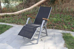 VILLANA Relaxsessel, Silber/schwarz, Alu/Textilene, 66 X 60 X 111 Cm, FSC Akazienholz Armlehnen -Beste Gartenmöbel Geschäfte 1 19811.jpg