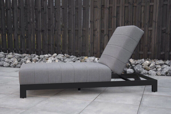 OUTFLEXX Liege, Anthrazit/flanelle, Alu/Sunbrella, 203x70x40/100, Höhenverstellbare Rückenlehne 1 OUTFLEXX Liege, Anthrazit/flanelle, Alu/Sunbrella, 203x70x40/100, Höhenverstellbare Rückenlehne