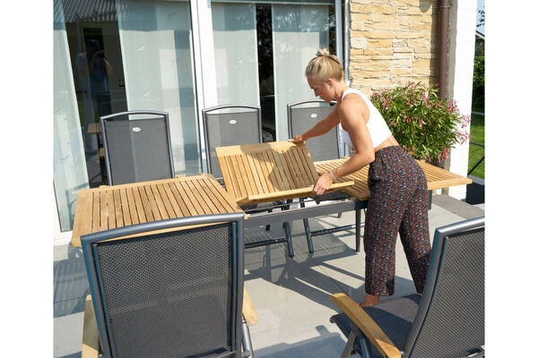 HARTMAN Silencio / Aruba Sitzgruppe, Xerix/natur, Alu/Teak, 4 Multipo, 160/220x90cm, FSC-Teak Armlehnen 8 HARTMAN Silencio / Aruba Sitzgruppe, Xerix/natur, Alu/Teak, 4 Multipo, 160/220x90cm, FSC-Teak Armlehnen – Bild 8