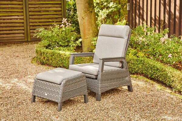 SIENA GARDEN Solea Dining Sessel, Night-blue, Alu/Gardino®-Geflecht, 82 X 72 X 100cm, Inkl. Fußhocker, Stufenlos Verstellbar 1 SIENA GARDEN Solea Dining Sessel, Night-blue, Alu/Gardino®-Geflecht, 82 X 72 X 100cm, Inkl. Fußhocker, Stufenlos Verstellbar