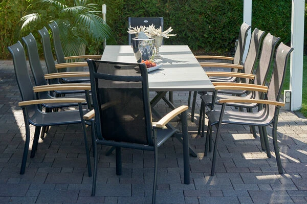 HARTMAN Sondermodell Xanadu / Alice Esstischgarnitur, Xerix/schwarz, Alu/Glaskeramik, 4x4 Textilen, 10 Stapelsessel, 220/280x100cm 2 HARTMAN Sondermodell Xanadu / Alice Esstischgarnitur, Xerix/schwarz, Alu/Glaskeramik, 4x4 Textilen, 10 Stapelsessel, 220/280x100cm – Bild 2