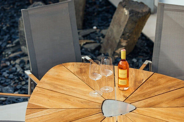 DIAMOND GARDEN Lyon Triangel Esstisch, Edelstahl/Recycled Teak, 150x 150 Cm 8 DIAMOND GARDEN Lyon Triangel Esstisch, Edelstahl/Recycled Teak, 150x 150 Cm – Bild 8